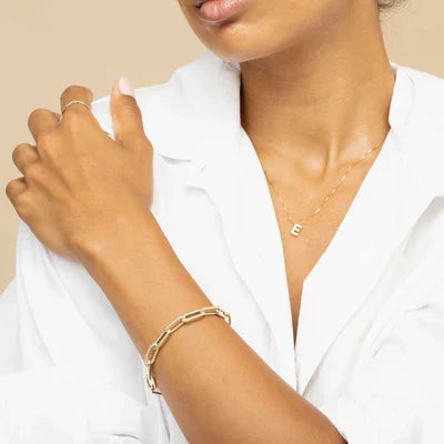 Collar de inicial con carta de amor - Dorado