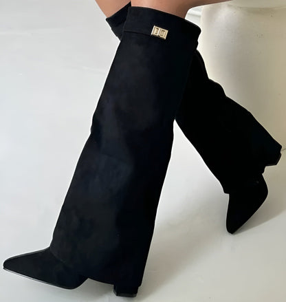 Botas altas para mujer hasta la rodilla con tacón grueso y ajuste elegante con hebilla en ante o cuero