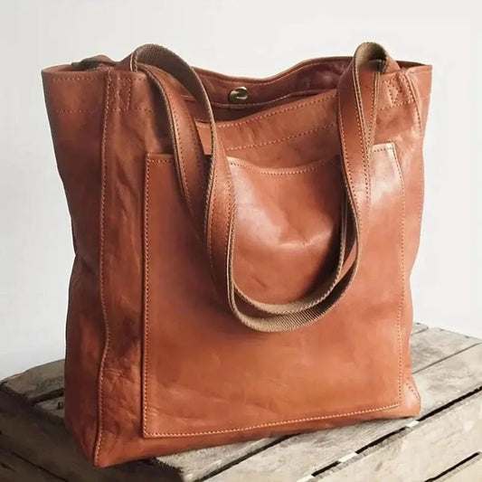 Lorenas moderner Chic | Stilvolle Ledertasche