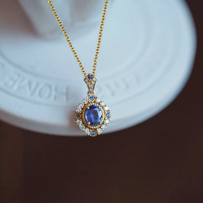 Colar com pingente Celeste Royale | Dourado