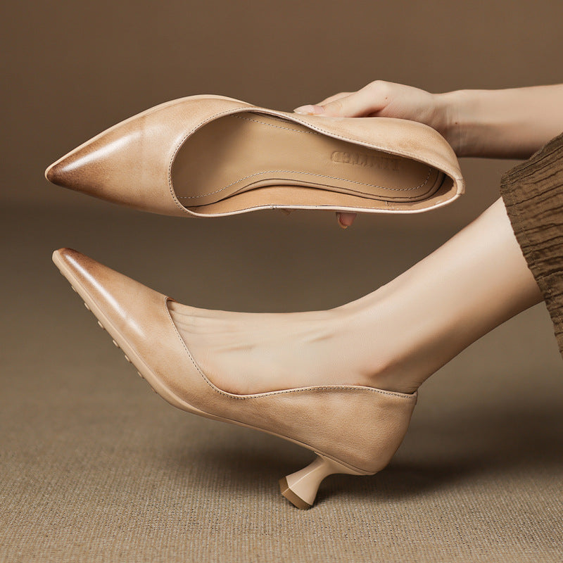 Tacones de gatito de cuero Calenne