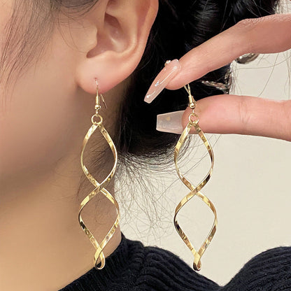 Spiral-Ohrringe mit Anhänger | Gold