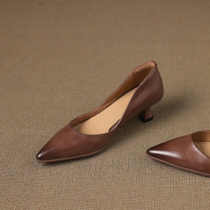 Tacones de gatito de cuero Calenne