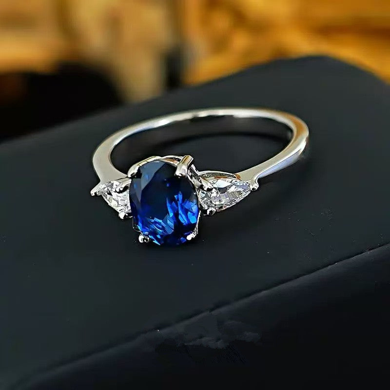 Marin-Thorneau-Ring | Gold