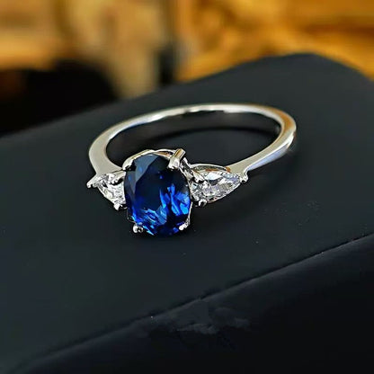 Marin-Thorneau-Ring | Gold