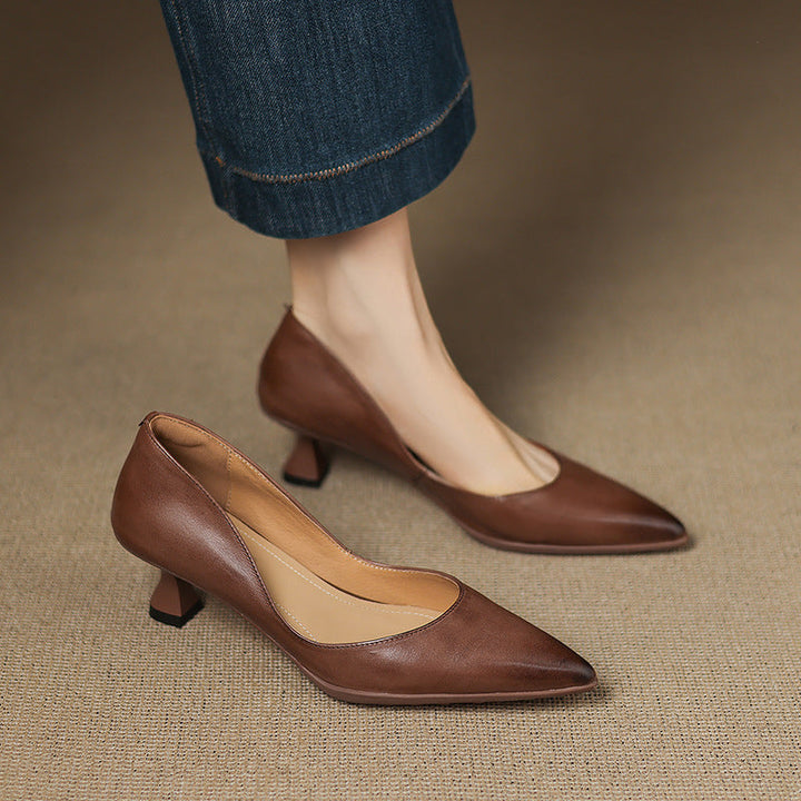 Tacones de gatito de cuero Calenne