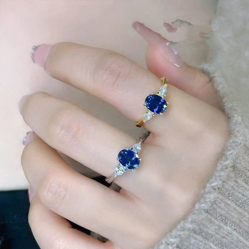 Marin-Thorneau-Ring | Gold