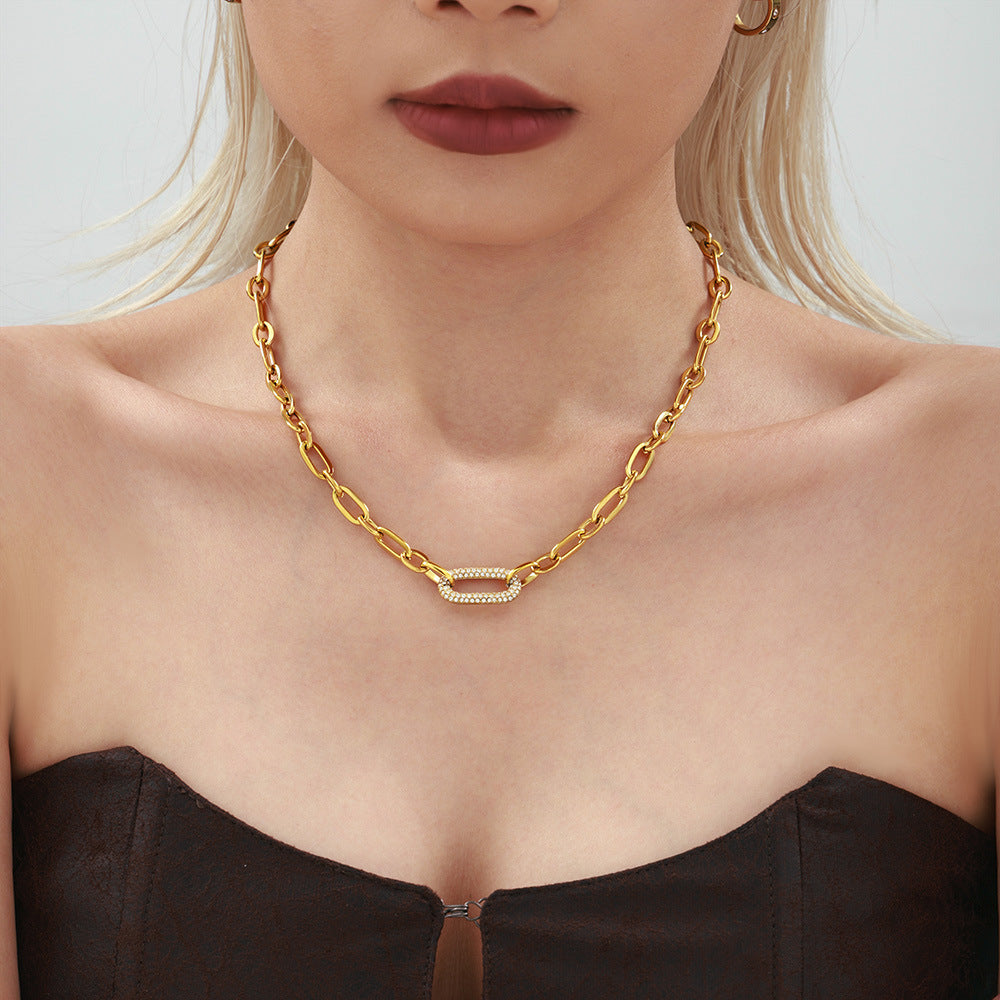 Pavé-Schmuckset mit klobiger Gliederkette | Gold