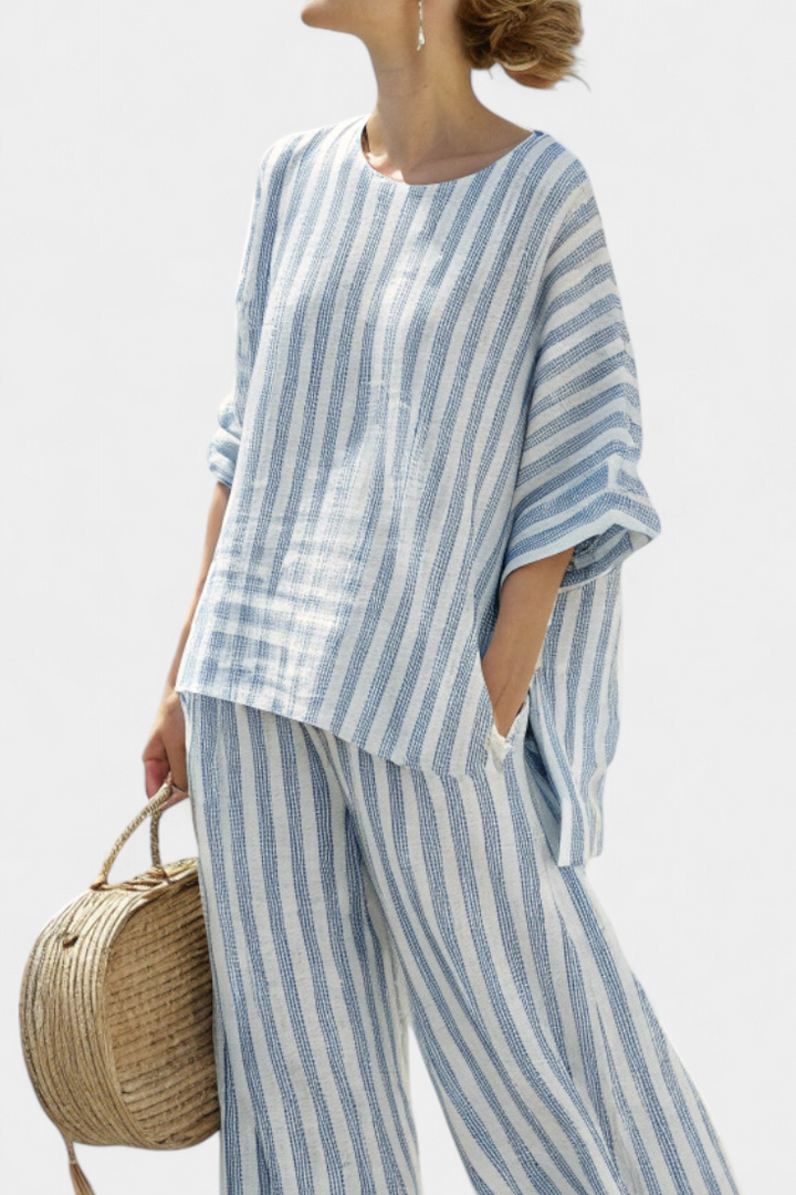 Rensleigh | Blusa sofisticada de lino azul a rayas y pantalones relajados