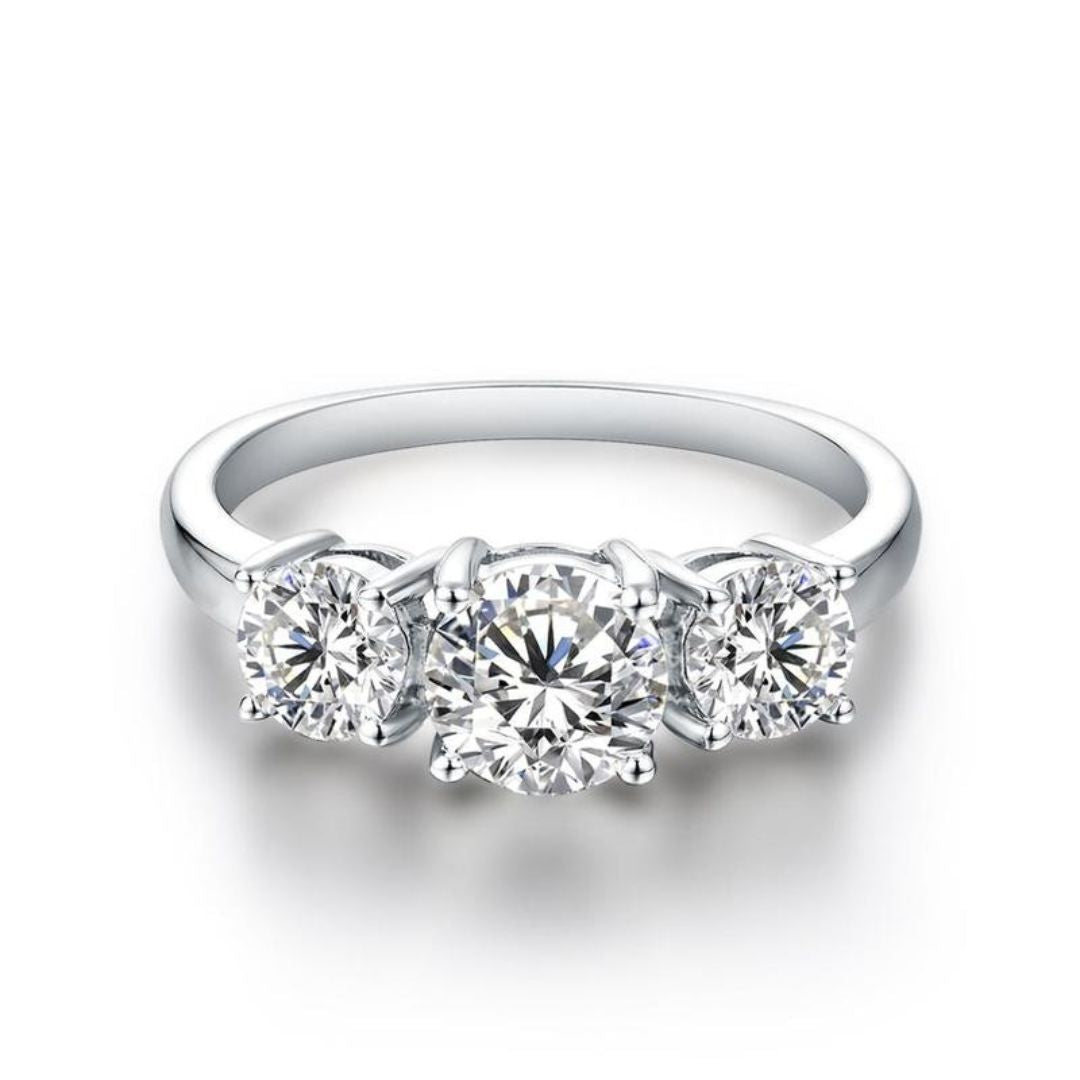 Anillo Clare de triple piedra | Oro blanco