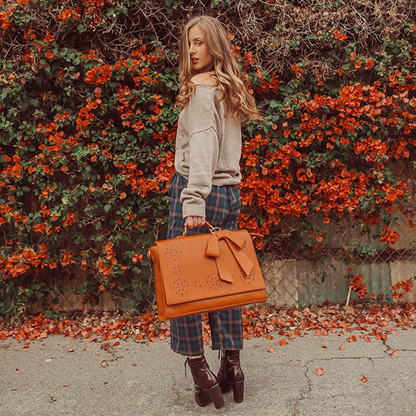 Bolso Elegante con Lazo de Monika