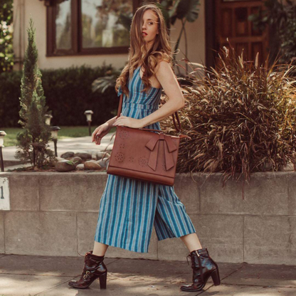 Bolso Elegante con Lazo de Monika