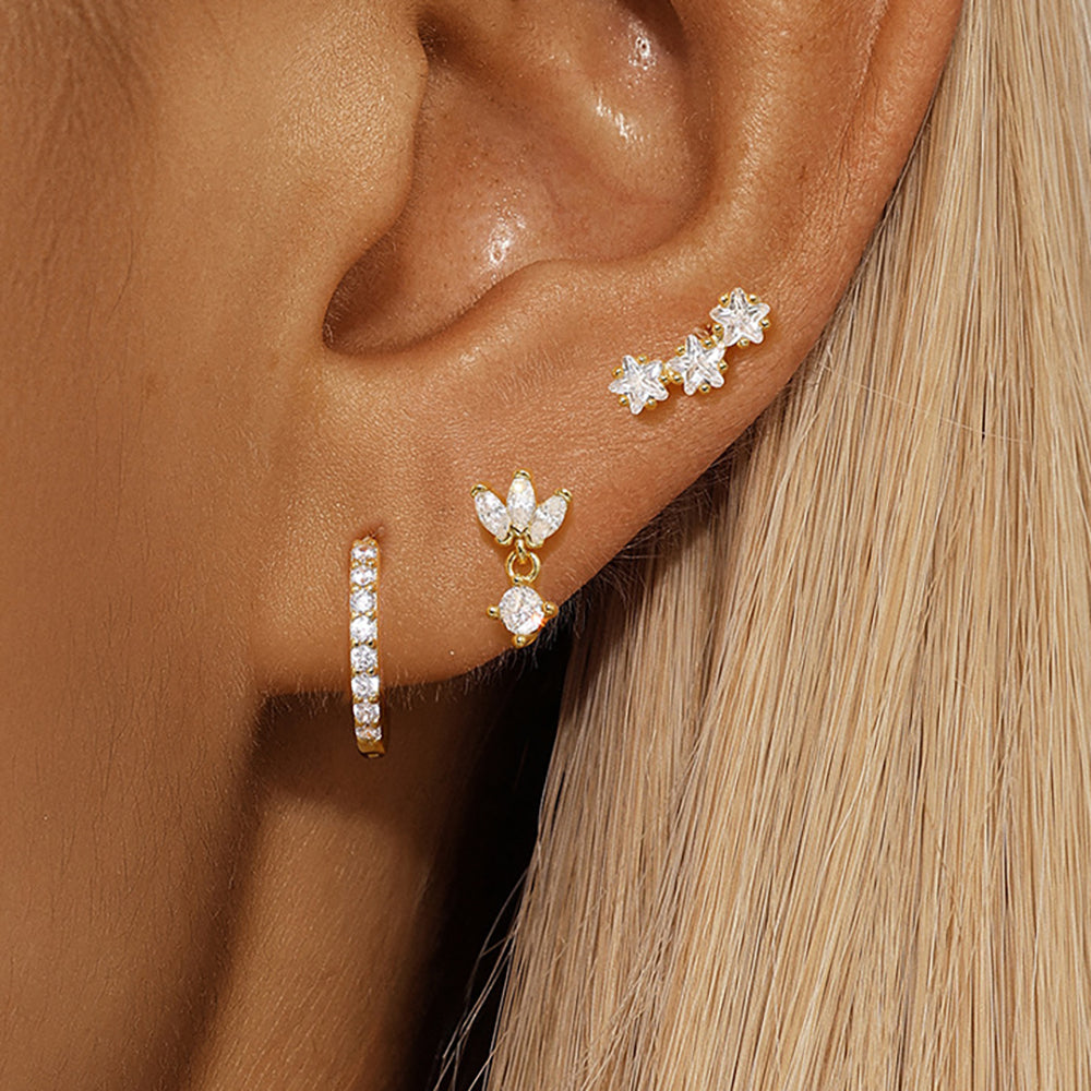 Set de tres aretes Essentials Mila de un solo lado | Dorado