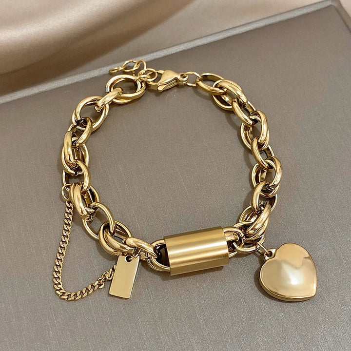 KLUNKERNDES GOLDHERZ-ARMBAND