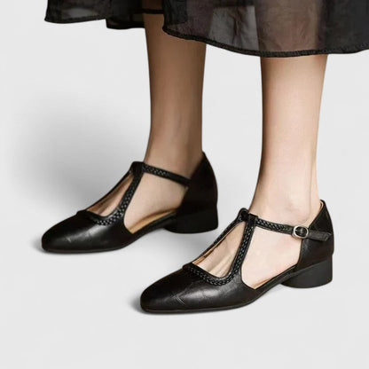 Delphine | Sandálias rasteiras elegantes