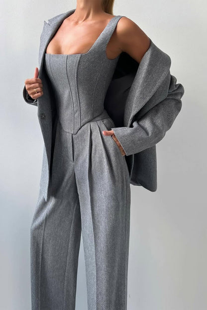 Grace – Dreiteiliges Set mit zweireihigem Blazer