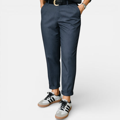 MATHILDA | ELEGANTE, FIGURSCHMEICHELNDE HOSE MIT STREIFEN