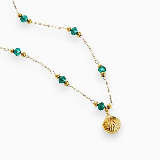 Vélana | Heavenly Necklace with Ethereal Design