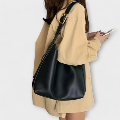 Sami: elegante bolso de hombro de cuero