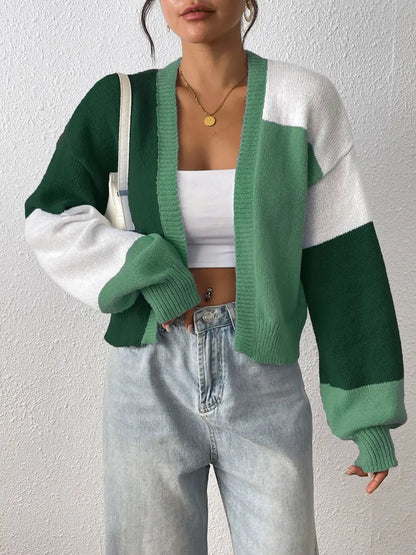 Kort cardigan til kvinder – afslappet strikket cardigan
