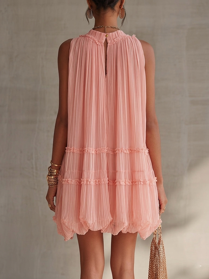 Vestido mini burbuja de gasa rosa con cuello halter y volantes
