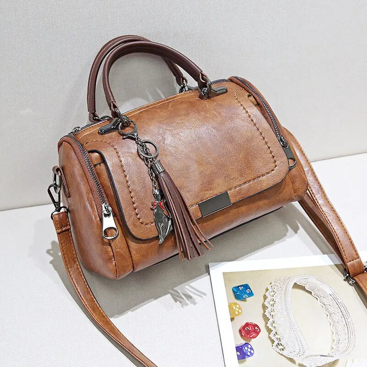 Irmela | Bolsa de Ombro Elegante em Couro