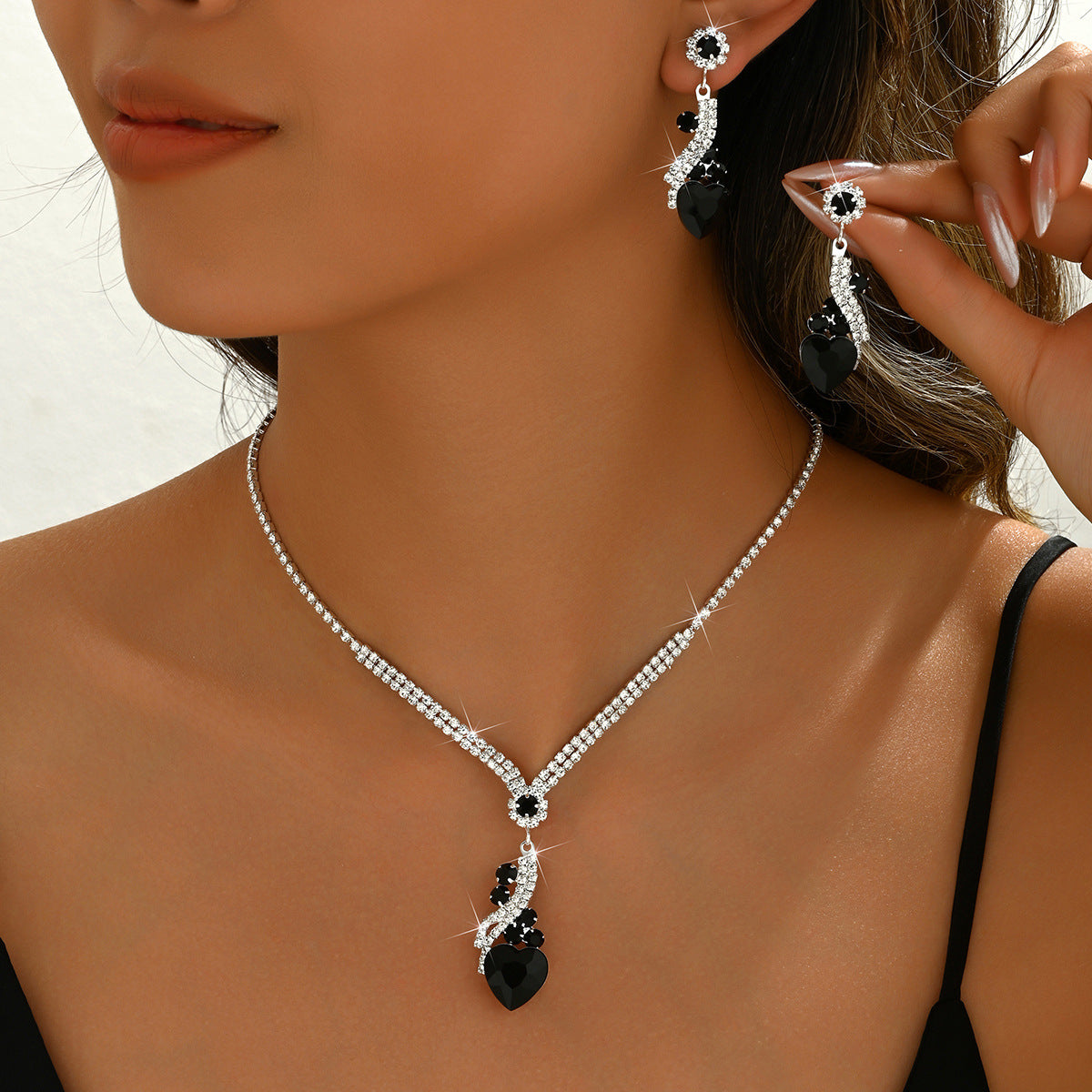 PREMIUM ZIRCONIA JEWELLERY SET