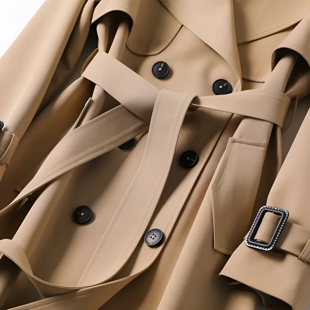Carmina – Casaco Trench Elegante com Cinto
