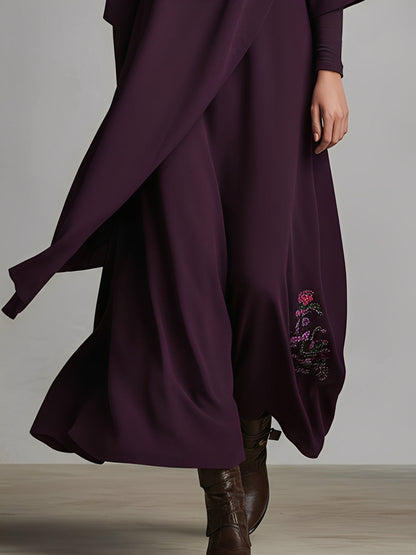 Vestido longo feminino elegante de malha de algodão com elastano, gola alta, drapeado, na cor ameixa, com bordado