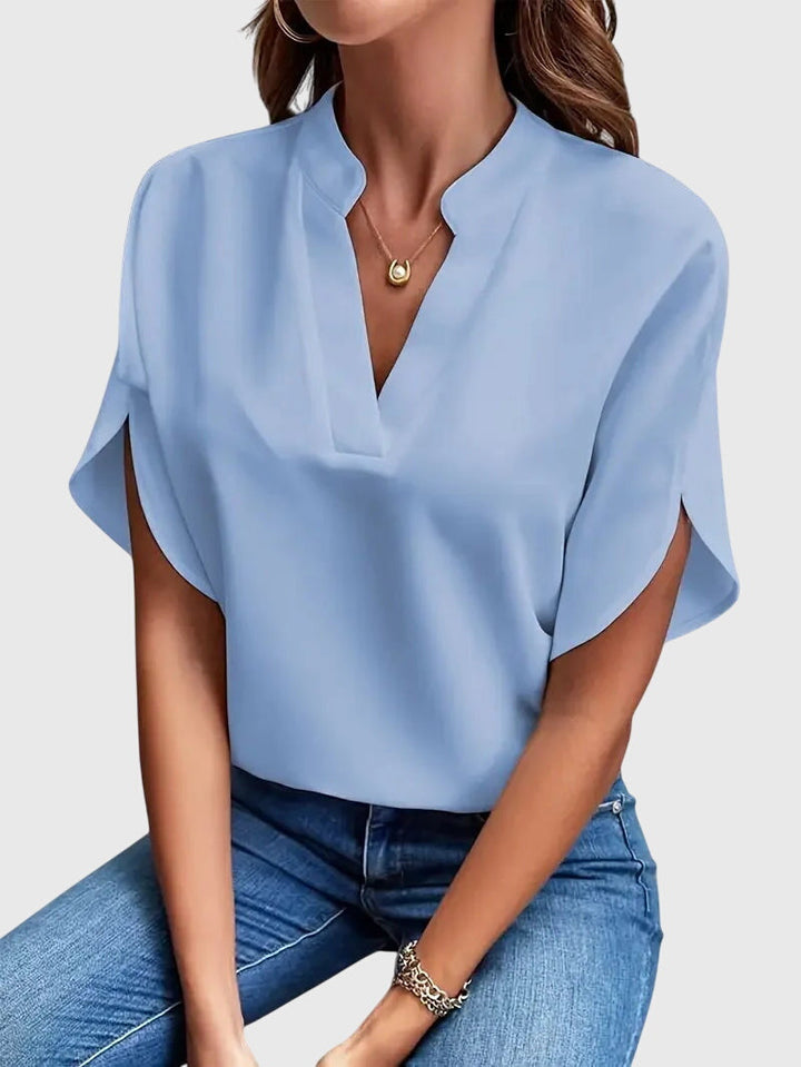 Beatrix | Weiches und elegantes V-Ausschnitt-Shirt