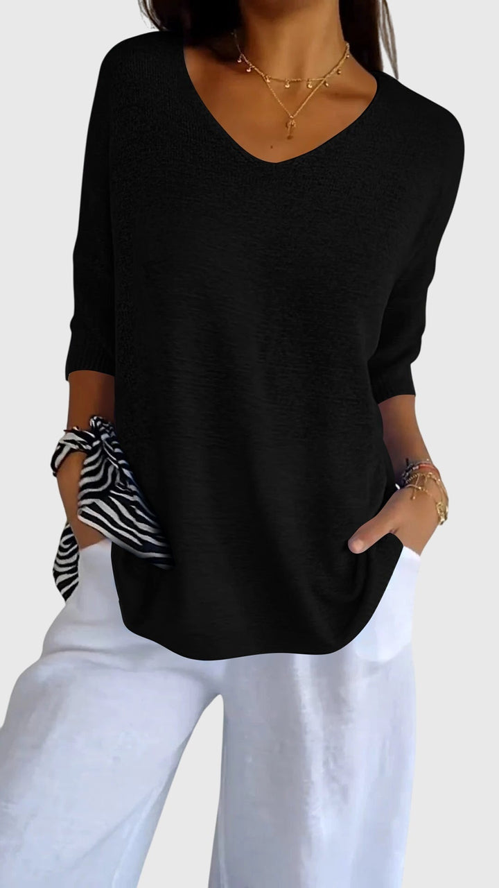Cassandra | Blusa Elegante com Decote em V