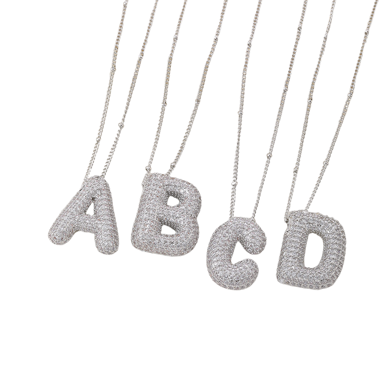 Juego de collares con iniciales de letras burbuja | Oro blanco