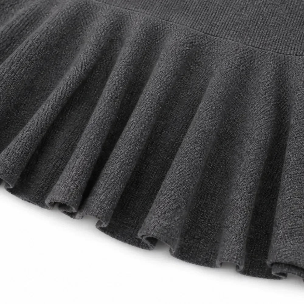 Selara | Vestido midi de tricô canelado com cauda de peixe e gola com meio zíper