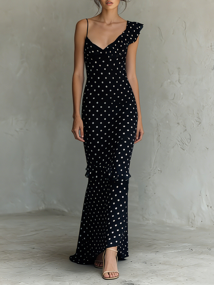 Vestido feminino longo minimalista de chiffon com poás, sem mangas e decote em V