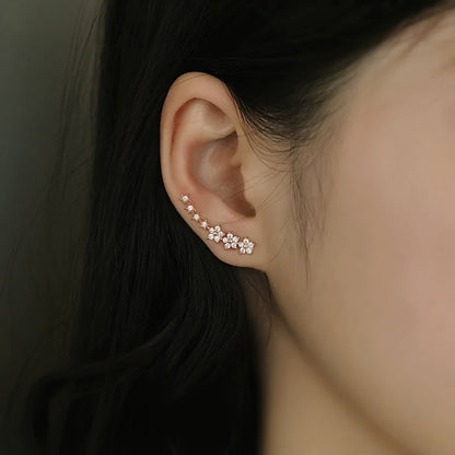 Pendientes dorados con flores y pedrería rhinestone