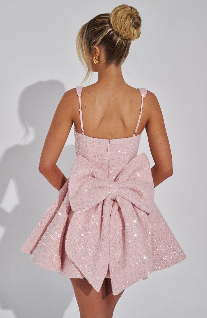 ROMY | VESTIDO DESLUMBRANTE COM LAÇO