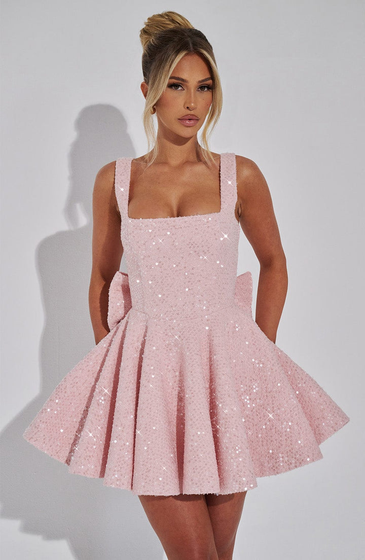 ROMY | VESTIDO DESLUMBRANTE COM LAÇO
