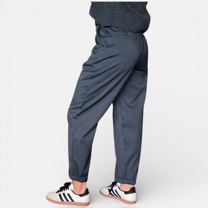 MATHILDA | ELEGANTE, FIGURSCHMEICHELNDE HOSE MIT STREIFEN