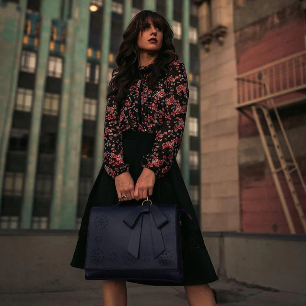 Bolso Elegante con Lazo de Monika