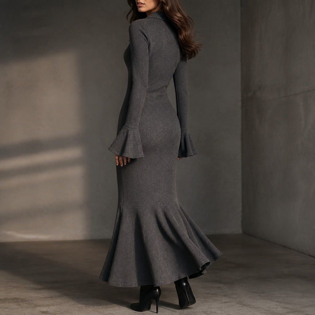 Selara | Vestido midi de tricô canelado com cauda de peixe e gola com meio zíper
