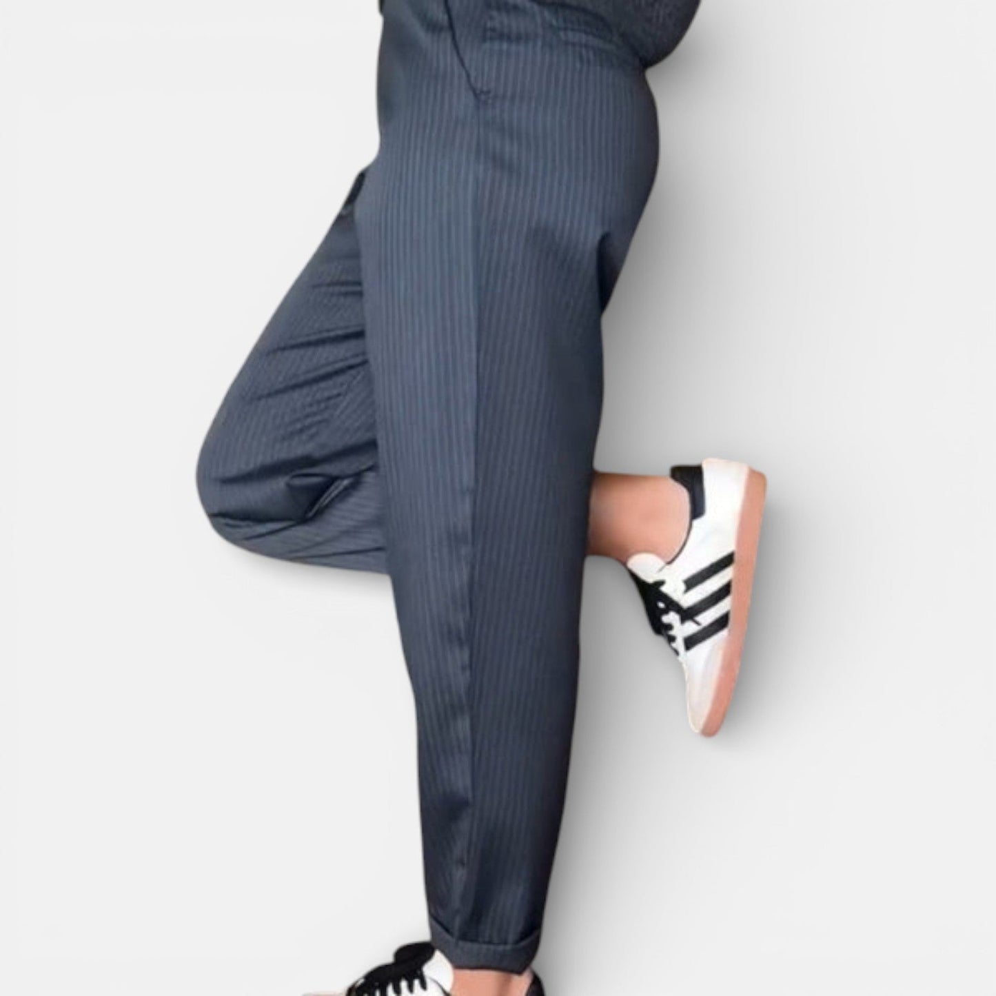 MATHILDA | ELEGANTE, FIGURSCHMEICHELNDE HOSE MIT STREIFEN