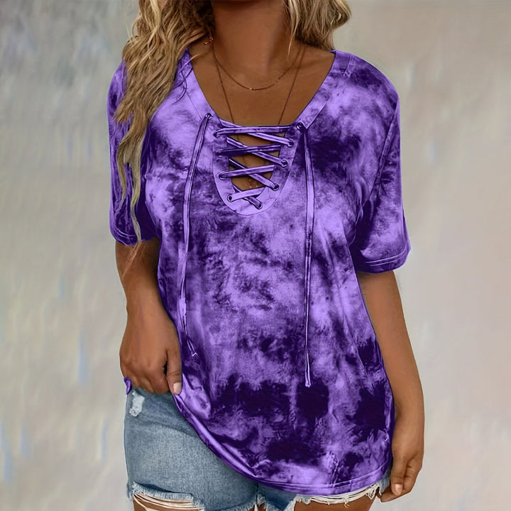 Stella | Camiseta con escote en V, cordones y efecto tie-dye