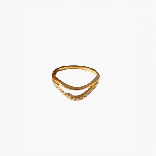 Luména | Anillo Wave con diseño brillante y sofisticado