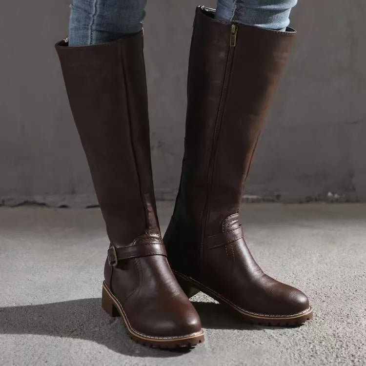 Botas ortopédicas de couro femininas com fivela